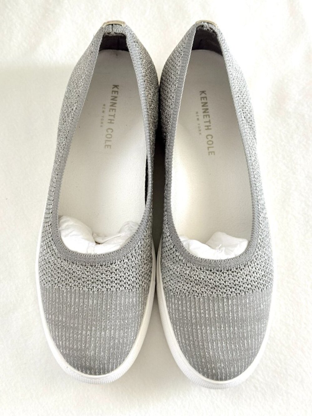 KENNETH COLE Women's 9 Silver Knit Kiki Round Toe Sneaker Skimmer Lifted Insole